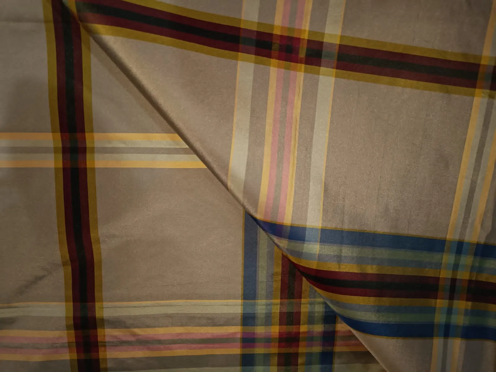 100% PURE SILK TAFFETA FABRIC PLAIDS FAWN,BLUE.BURGUNDY,MUSTARD PLAIDS 54" wide TAFNEWC5[2]