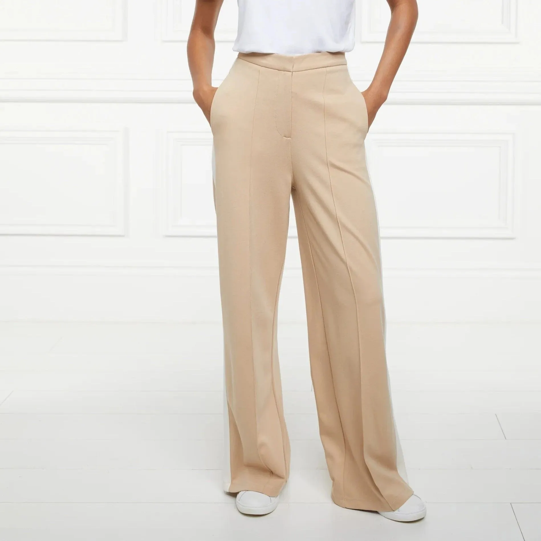 Holland Cooper Wide Leg Pant In Camel