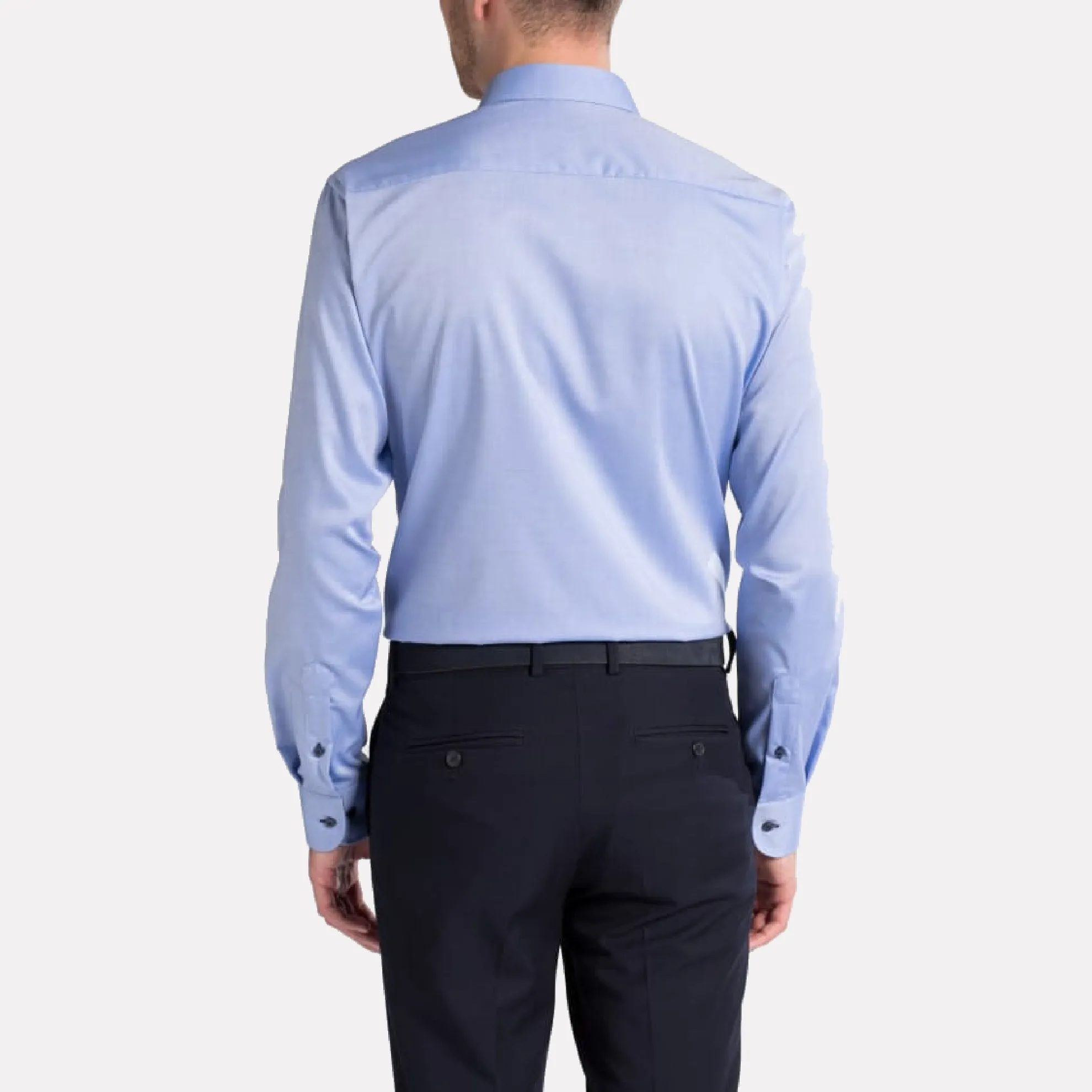 Slim Fit Cutaway Collar Shirt with Contrast Details / Light Blue