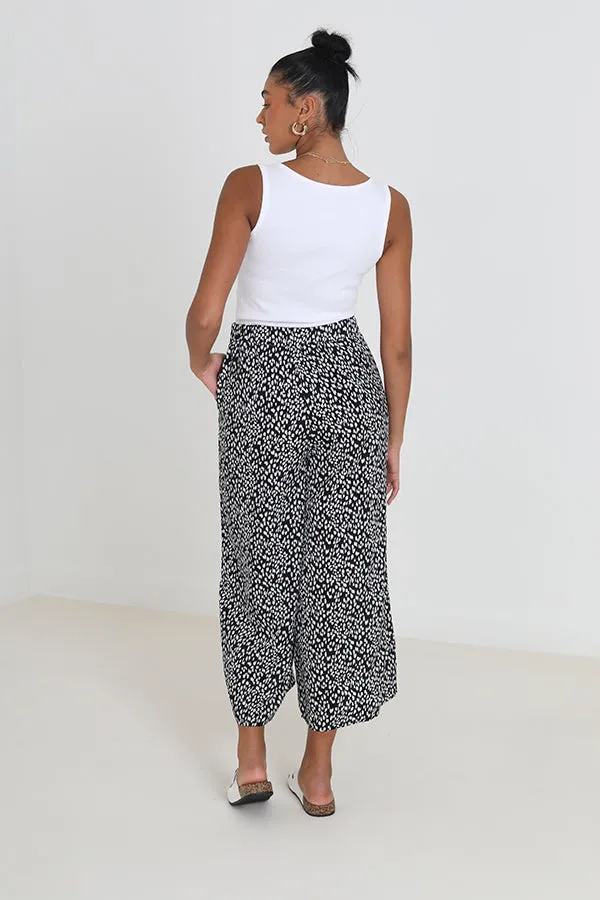 WIDE LEG ANIMAL PRINT HIGH WAISTED TROUSERS